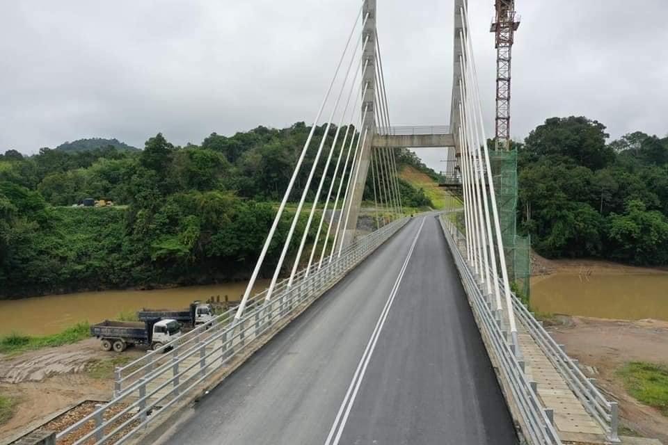 Baleh Dam Access Road, Kapit